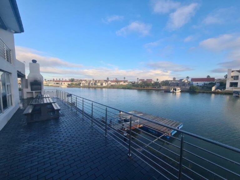 3. Anesi View Over Canal 768x576