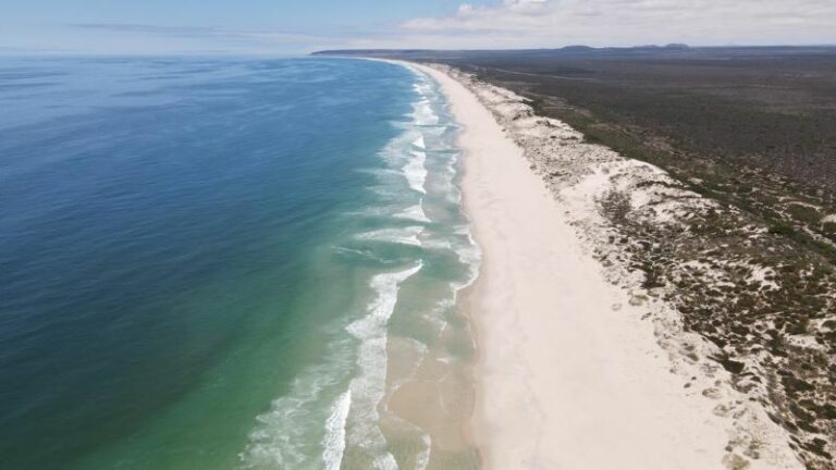 40km Stetch of Unspoilt Beach 768x432
