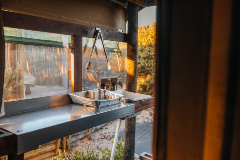 Washing Up Area 768x512